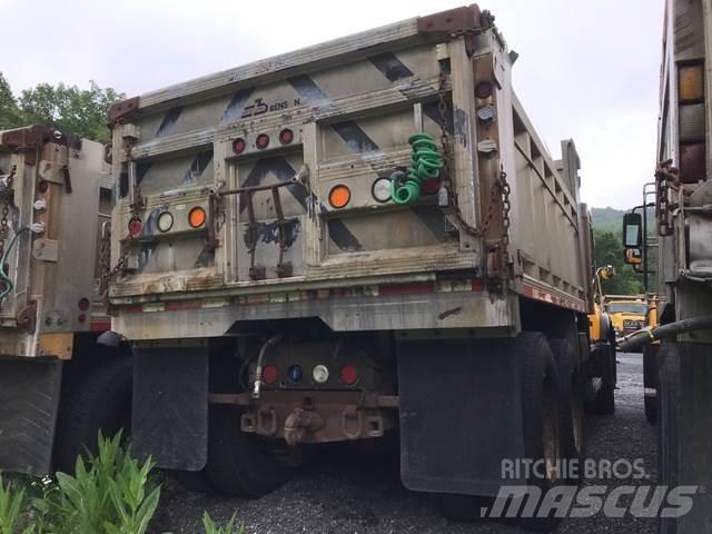 Mack CV700 Snežné pluhy, predné snežné radlice