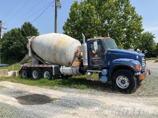 Mack CV713 Ďalšie nákladné vozidlá