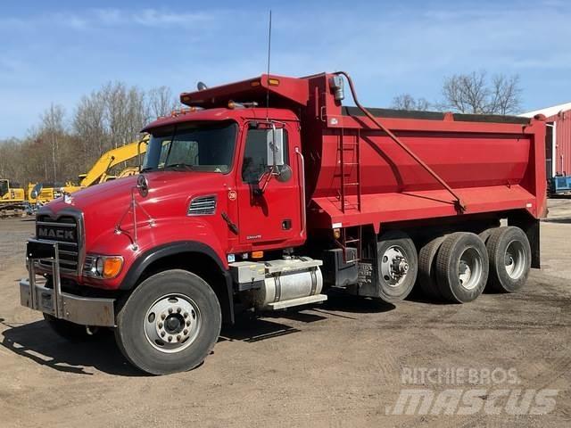 Mack CV713 Sklápače