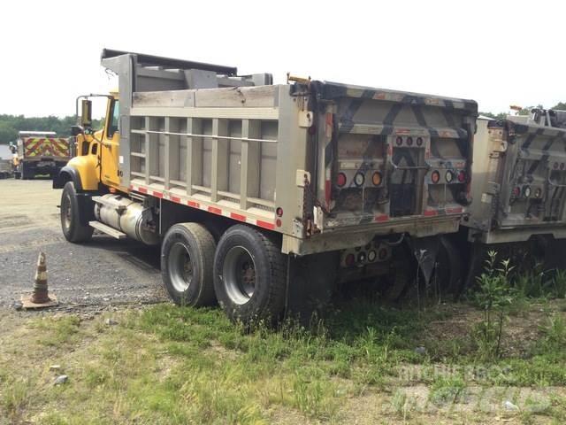 Mack CV713 Sklápače