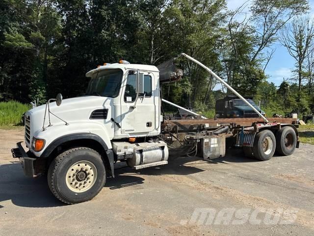 Mack CV713 Ramenové nosiče kontajnerov
