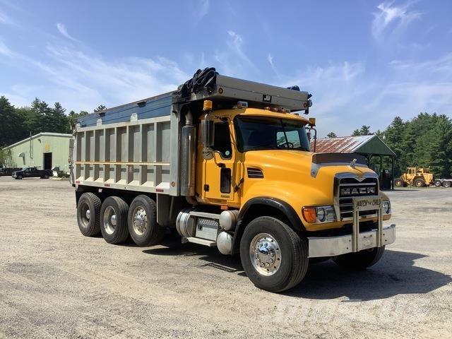 Mack CV713 Sklápače