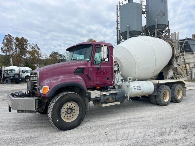 Mack CV713 Ďalšie nákladné vozidlá