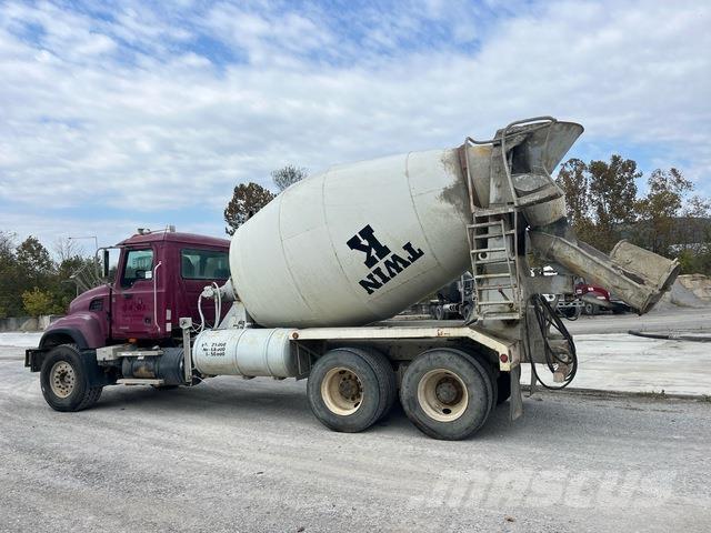 Mack CV713 Ďalšie nákladné vozidlá