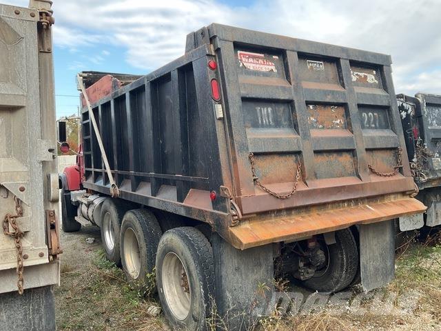 Mack CV713 Sklápače