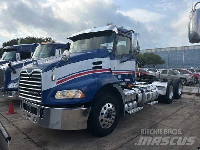 Mack CXU613T Ťahače