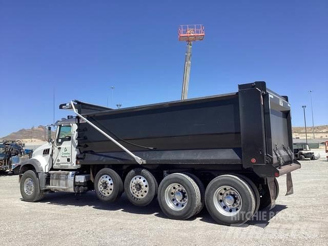 Mack GR104F Sklápače