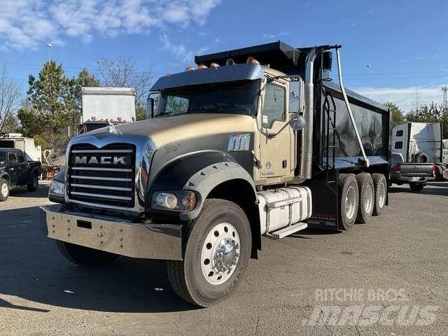 Mack GU713 Sklápače