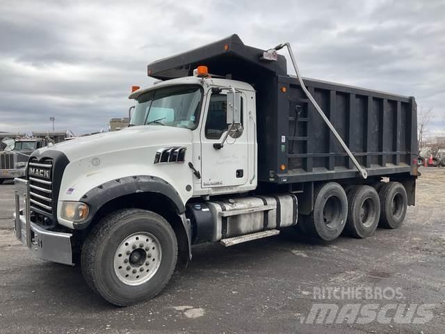 Mack GU713 Sklápače
