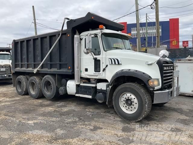 Mack GU713 Sklápače