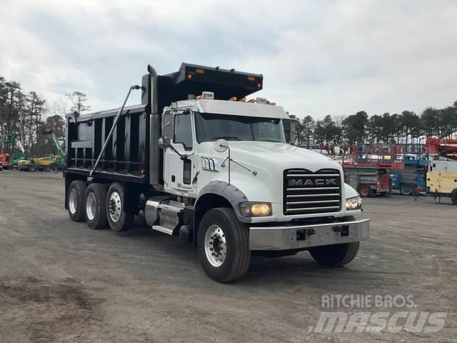 Mack GU713 Sklápače