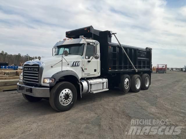 Mack GU713 Sklápače