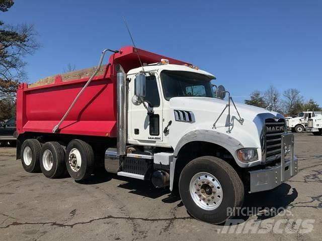 Mack GU713 Sklápače