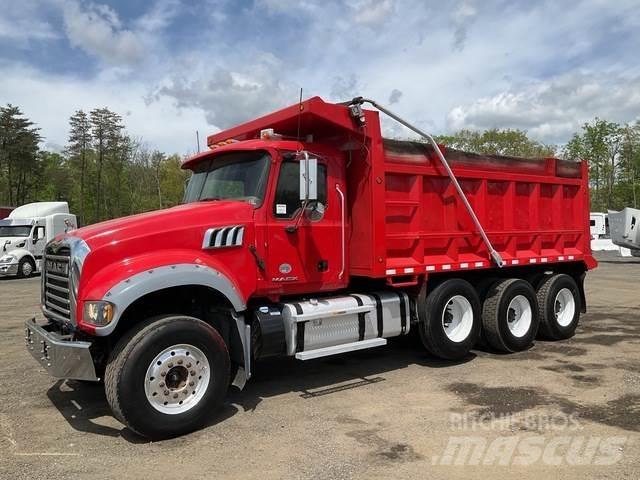 Mack GU713 Sklápače