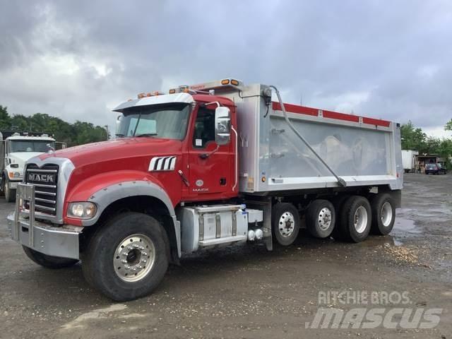 Mack GU713 Sklápače