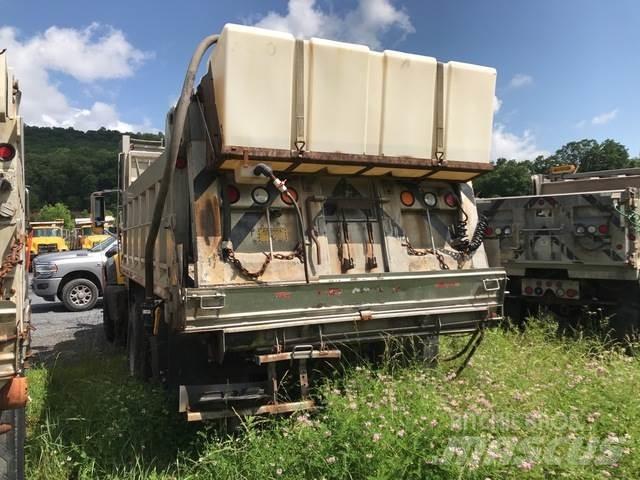 Mack GU713 Snežné pluhy, predné snežné radlice