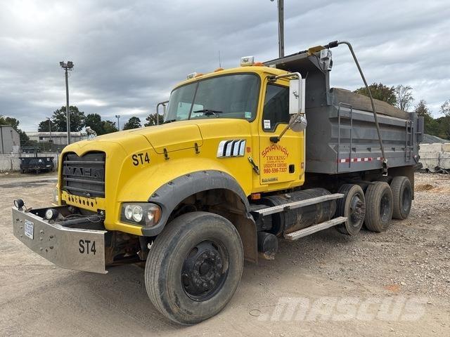 Mack GU713 Sklápače
