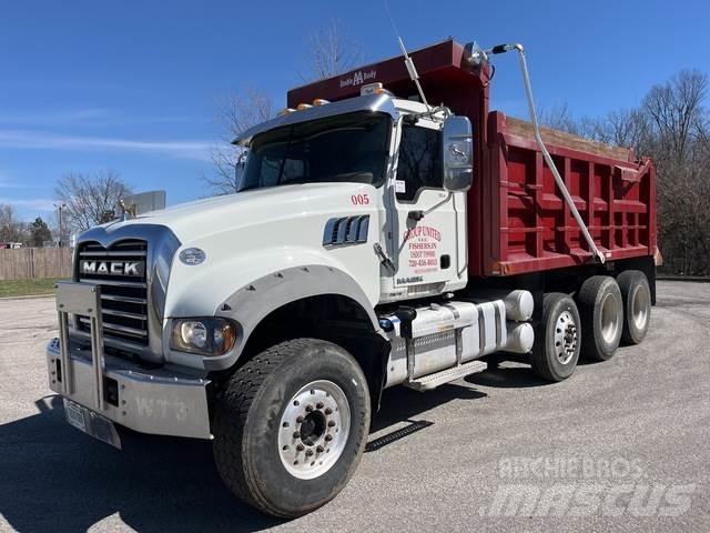 Mack GU714 Sklápače