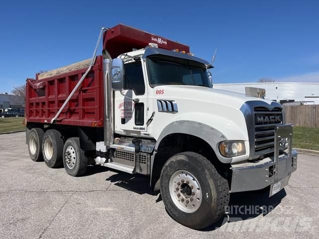Mack GU714 Sklápače
