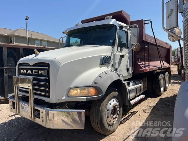 Mack GU813 Sklápače
