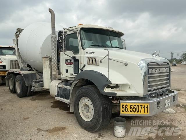 Mack GU813 Ďalšie nákladné vozidlá