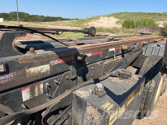 Mack GU813 Ramenové nosiče kontajnerov