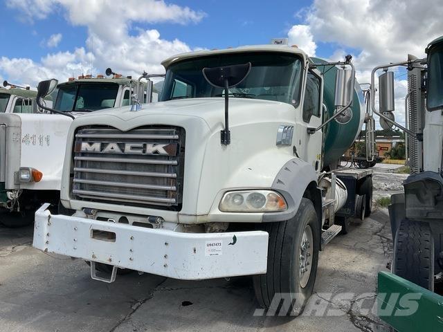 Mack GU813 Ďalšie nákladné vozidlá