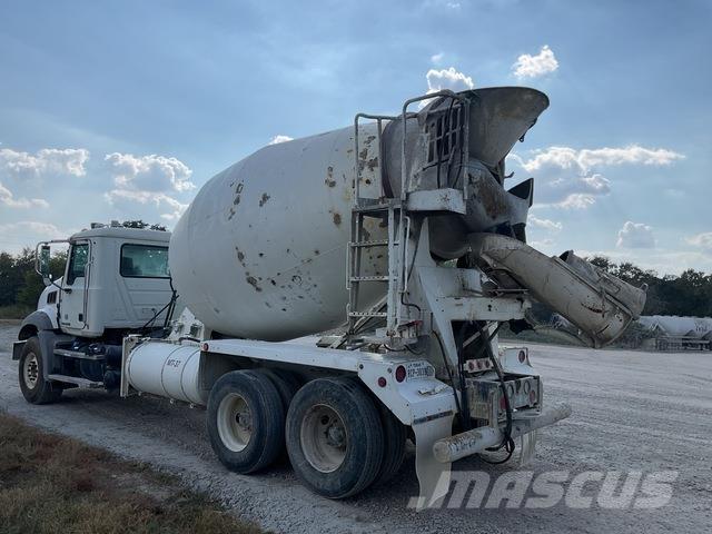 Mack GU813 Ďalšie nákladné vozidlá