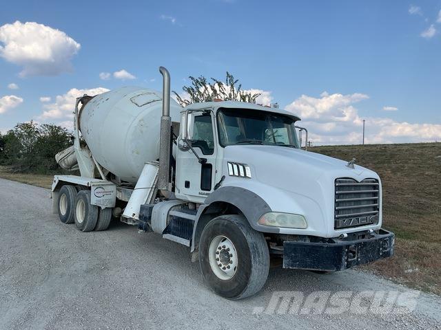 Mack GU813 Ďalšie nákladné vozidlá