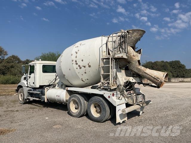 Mack GU813 Ďalšie nákladné vozidlá