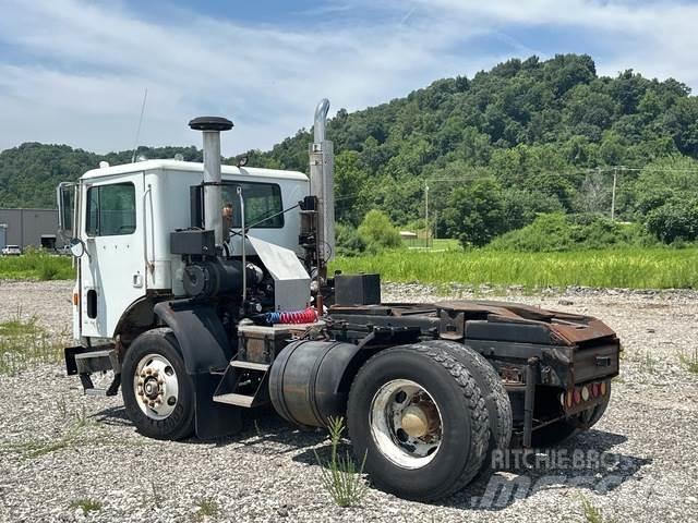 Mack MR688P Terminálový ťahač