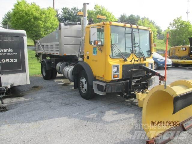 Mack MR690P Snežné pluhy, predné snežné radlice