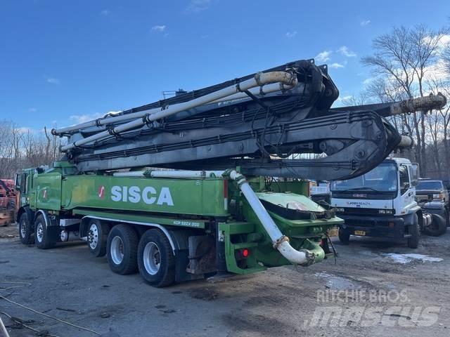 Mack MRU613 Nákladné autá s čerpadlami betónu