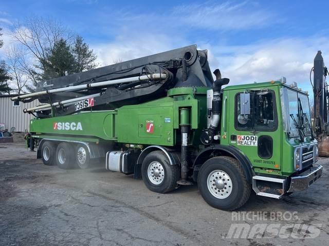 Mack MRU613 Nákladné autá s čerpadlami betónu