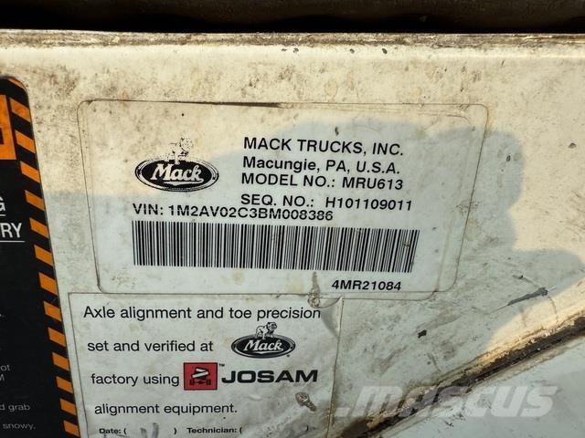 Mack MRU613 Smetiarske vozidlá