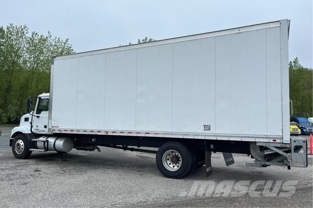 Mack MS642 Skriňová nadstavba