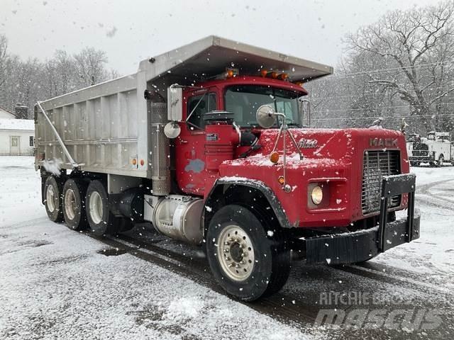 Mack RB688S Sklápače