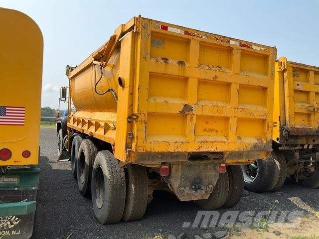 Mack RD686SX Sklápače
