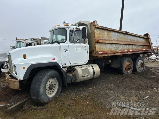 Mack RD688S Sklápače