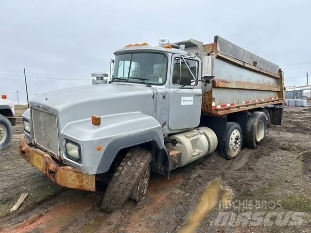 Mack RD688S Sklápače