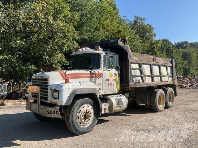 Mack RD688S Sklápače