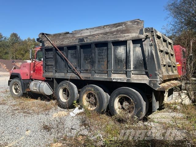Mack RD688S Sklápače