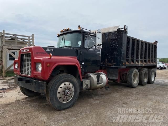Mack RD690S Sklápače