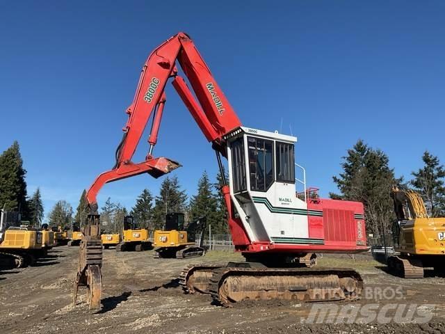 Madill 3800C Lesné nakladače