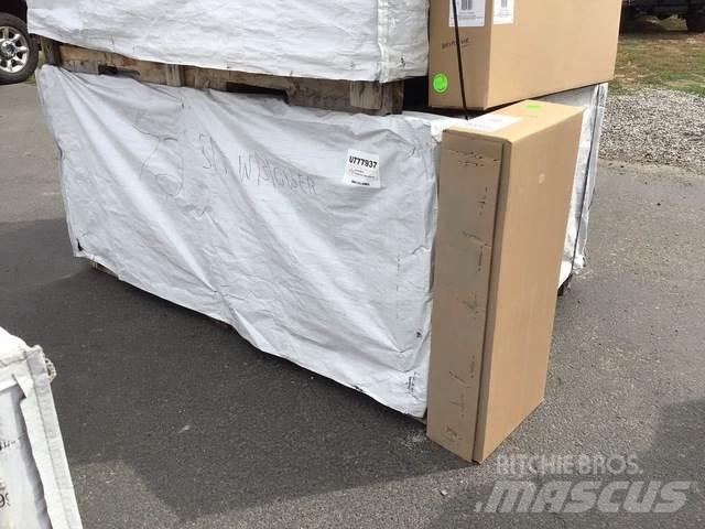Mahindra  Ďalšie cestné a snežné stroje
