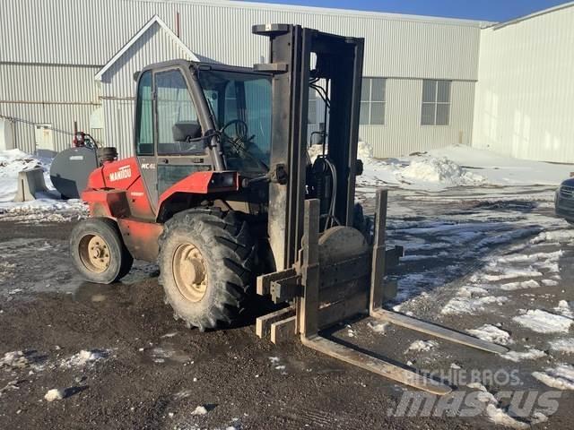 Manitou MC40 Terénne vysokozdvižné vozíky