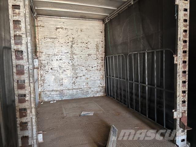 MaxiTrans  Prívesy s bočnou zhrnovacou plachtou
