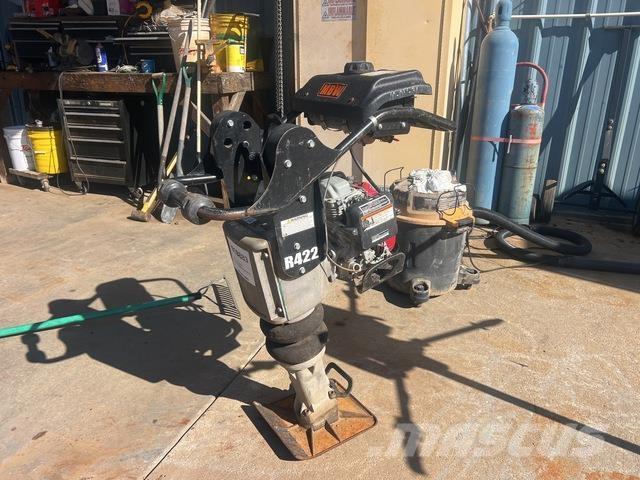 MBW R422 Vibračné zhutňovače