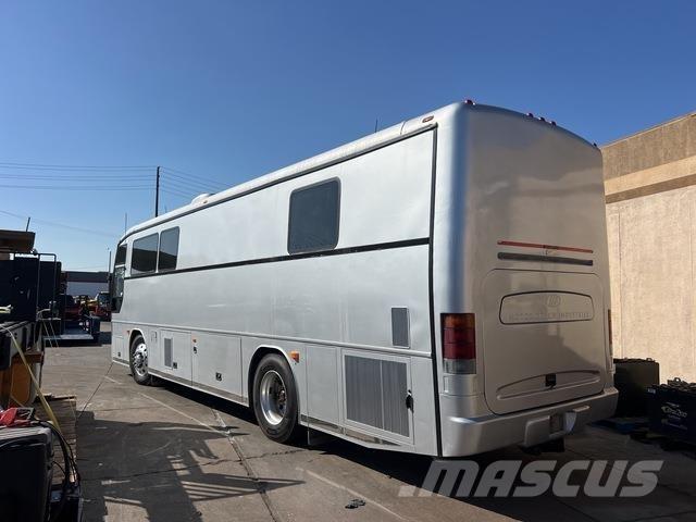 MCI F3500 Obytné automobily a karavany