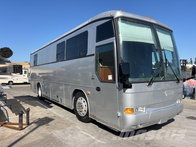 MCI F3500 Obytné automobily a karavany